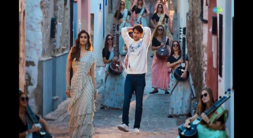 Mahesh Babu Keerthy Suresh- Kalaavathi song promo.