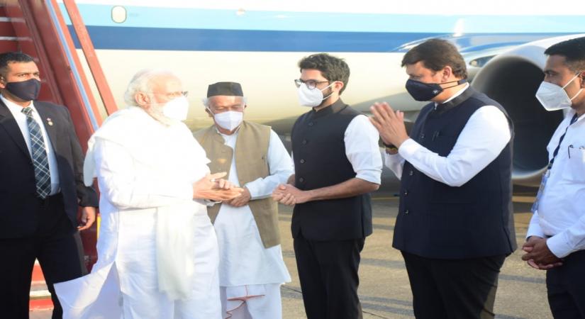 Mumbai : Arrival of Prime Minister Narendra Modi in Mumbai to attend the funeral ceremony of Bharat Ratna Lata Mangeshkar.