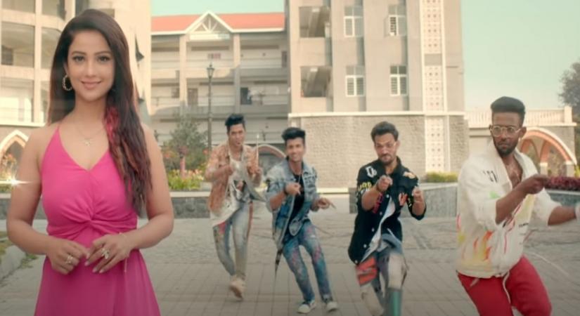 'Tera Hoya Deewana' by Deep Money oozes Punjabi flavour and pop colours