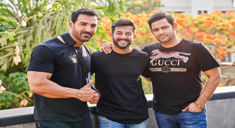 L-R - John Abraham, debutant Director Lakshya Raj Anand and producer Ajay Kapoor of Kyta Productions.