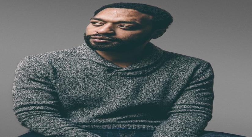 Chiwetel Ejiofor admits his upcoming series 'does subtly touch on migrants' (IANS Interview)