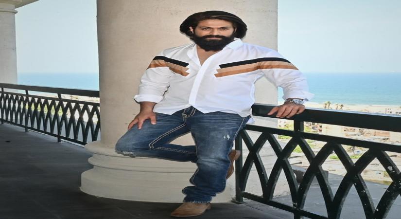 KGF Yash beard looks | 6 photos of KGF star Yash rocking his beard look in  the hottest possible way