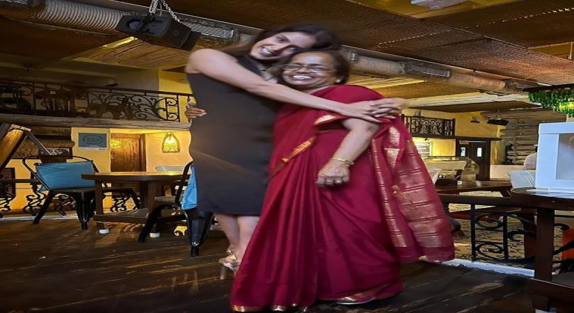 You are my greatest inspiration, actress Samyuktha Hegde tells mom on birthday
