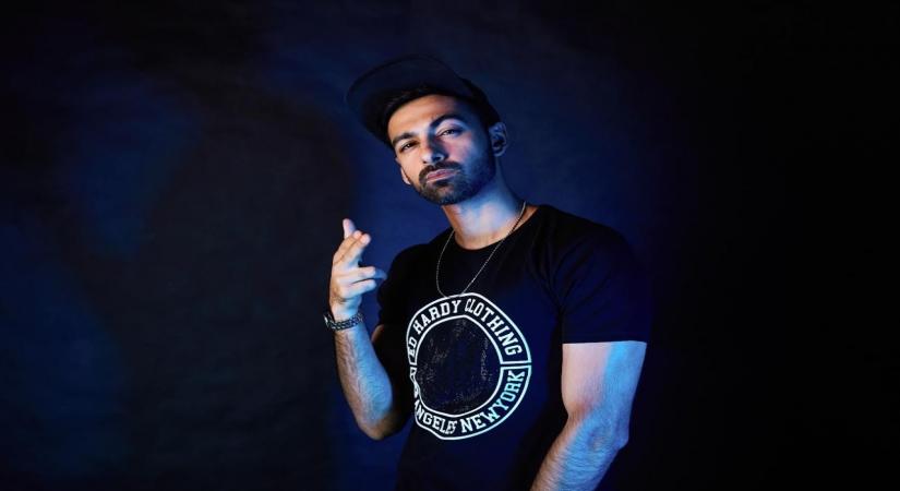 GurbaxÃ¢ÂÂs eight-track album Ã¢ÂÂRebirthÃ¢ÂÂ is a collaboration with artists across the board.
