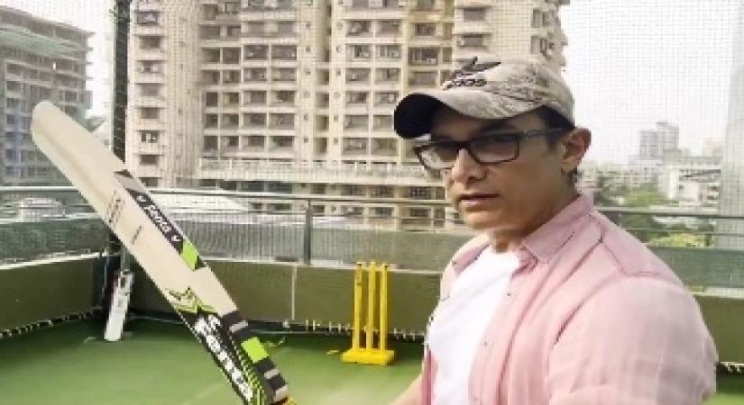 Aamir Khan flaunts his footwork in new video