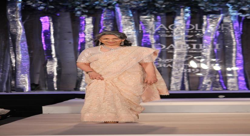 New Delhi: Actress Bhumi Pendekar and Sharmila Tagore at Diacolor Savera Charity ball 2019, Fashion show by minu bakshi , in new delhi , 9 Aug, 2019 (Photo: Amlan Paliwal/IANS)