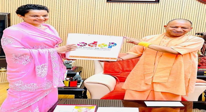 Lucknow :Bollywood actor Kangana Ranaut met Uttar Pradesh Chief Minister Yogi Adityanath today in Lucknow at his official residence on Monday, May 02, 2022.(Photo:Instagram)