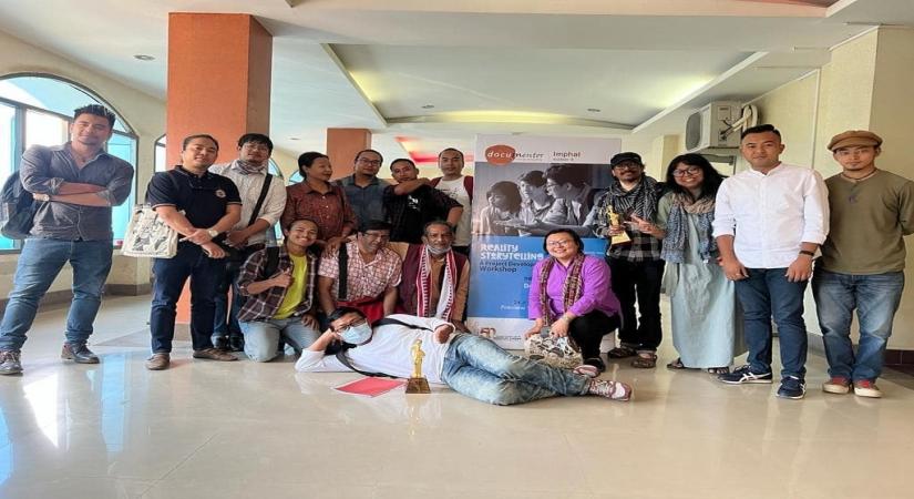 Manipur entrepreneurs provides cash awards to 8 documentary filmmakers.