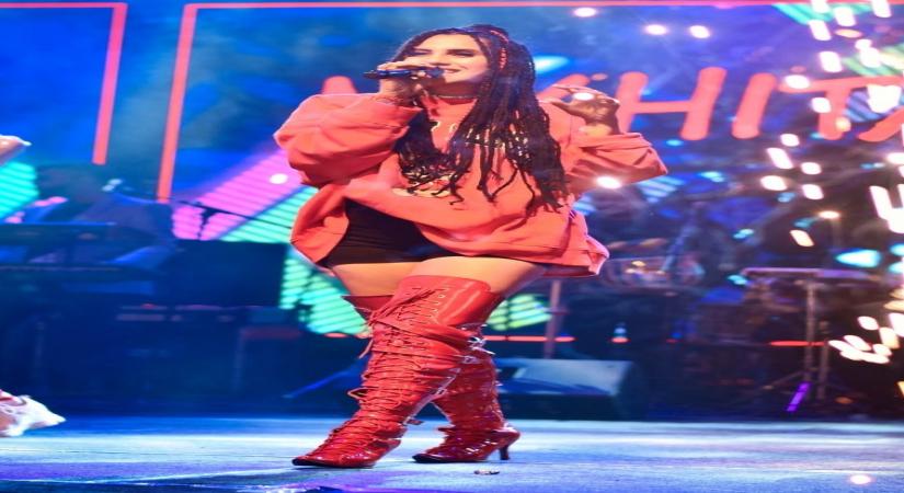 'Jugnu' hitmaker Nikhita Gandhi to kick off her first 5-city India tour