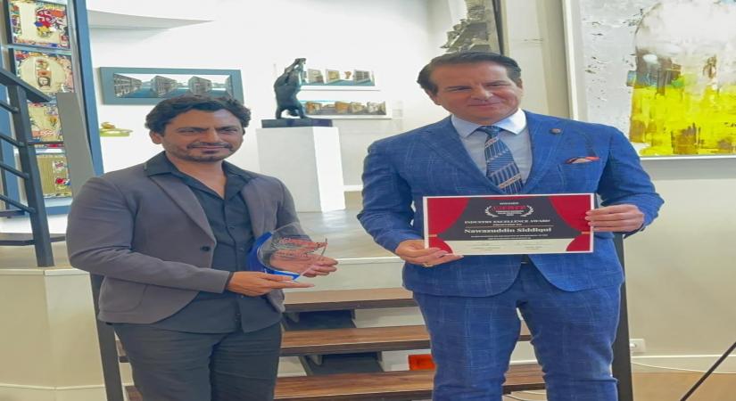 Excellence In Cinema awardee Nawazuddin Siddiqui catches up with cine-celebs at French Riviera