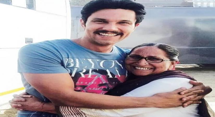 Randeep Hooda keeps his promise, performs last rites of Sarabjit's sister Dalbir Kaur