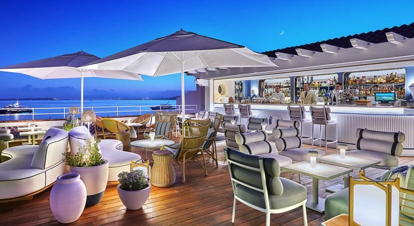 Eden-Roc Lounge 2022