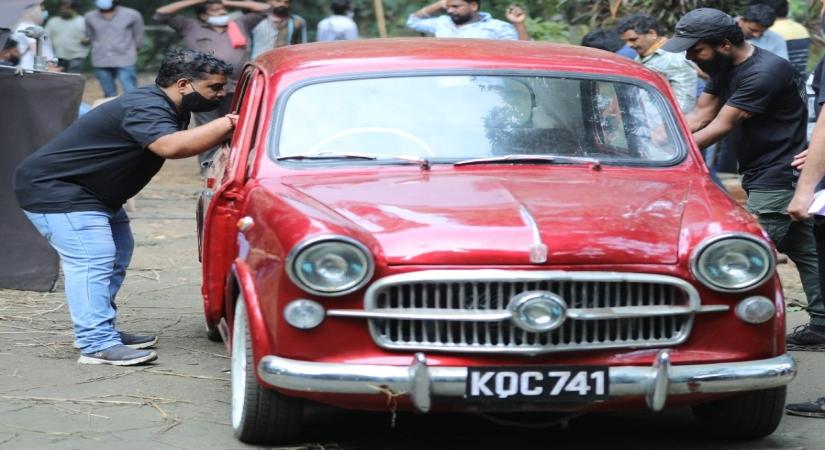 Kichcha Sudeep to drive specially designed vehicles in 'Vikrant Rona'.