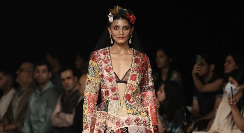 VARUN BAHL'S COLLECTION AT FDCI INDIA COUTURE WEEK 2022