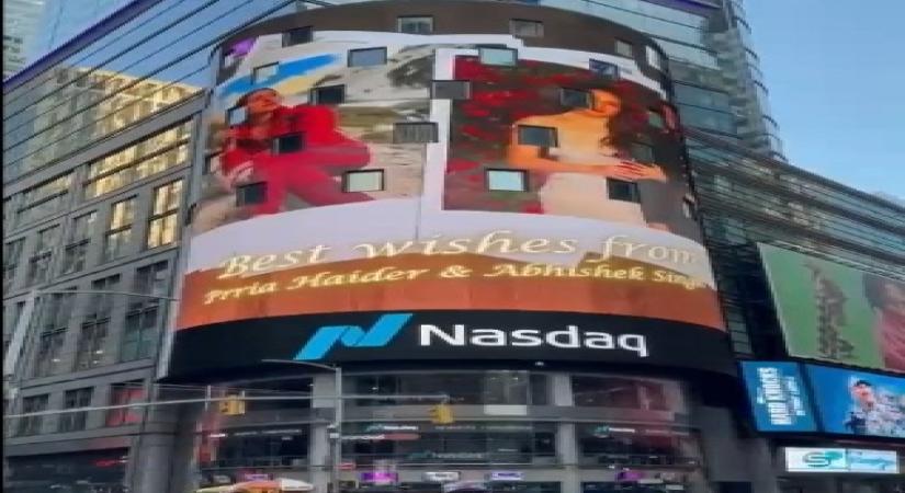 Fans light up Times Square billboard, do flashmob on Sara's birthday: