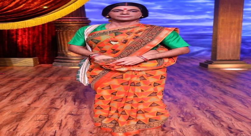 Sunil Grover calls 'India's Laughter Champion' contestants 'James Bond of comedy'.