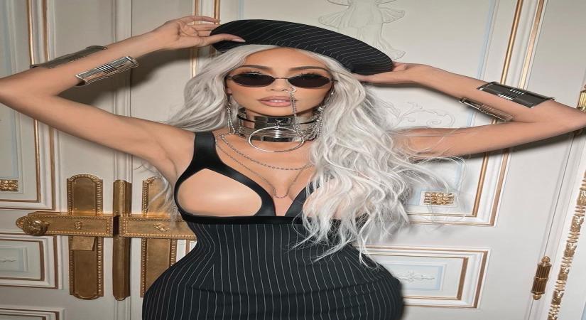 Kim poses almost 'naked' in gym photoshoot