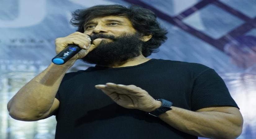 To me, my fans are like God, says Vikram