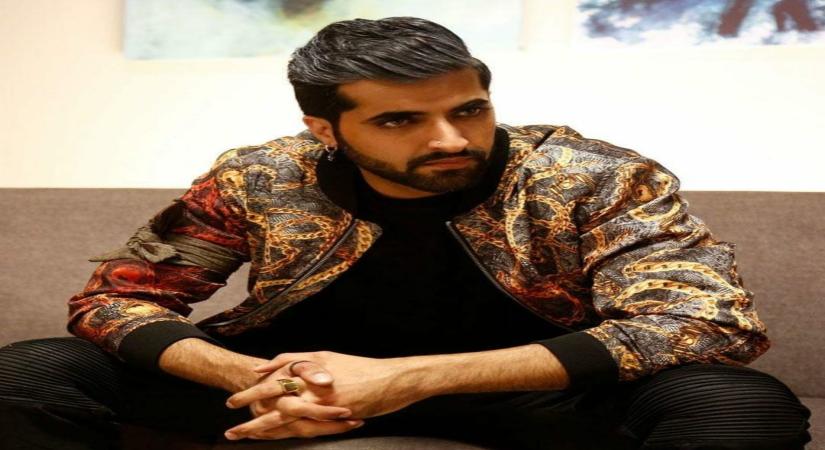 Akshay Oberoi.