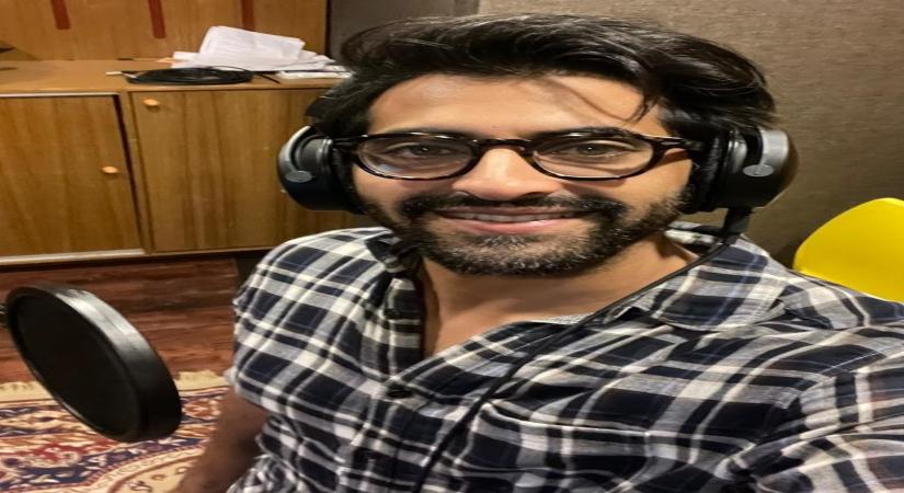 Akshay Oberoi gaslight