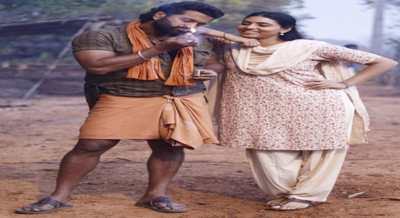 Rajinikanth tells 'Kantara' director: Hats off to you!.