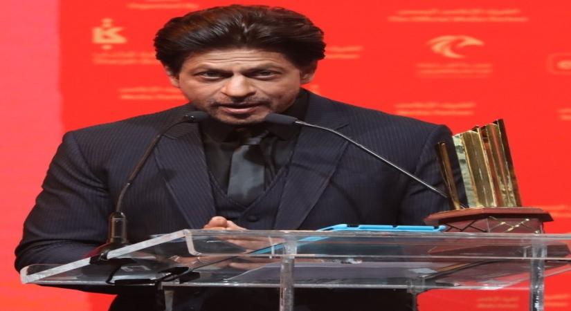 Shah Rukh Khan receives Global Cinema Icon of Cinema and Culture Narrative award at Sharjah International Book Fair 2022.