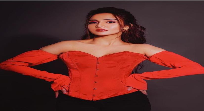 Ashi Singh.