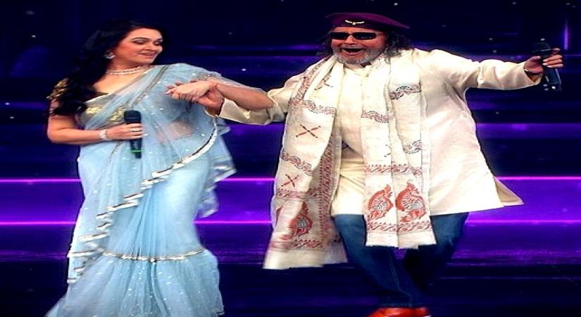 Mithun Chakraborty, Padmini Kolhapure recreate memories from the sets of 'Pyar Jhukta Nahin'.(photo:instagram)