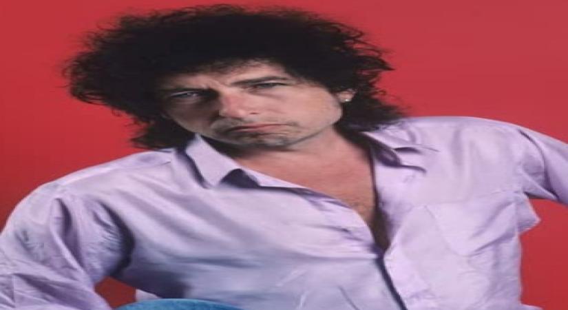 After book, now art: Dylan gallerists offer full refunds for hand-signed copies