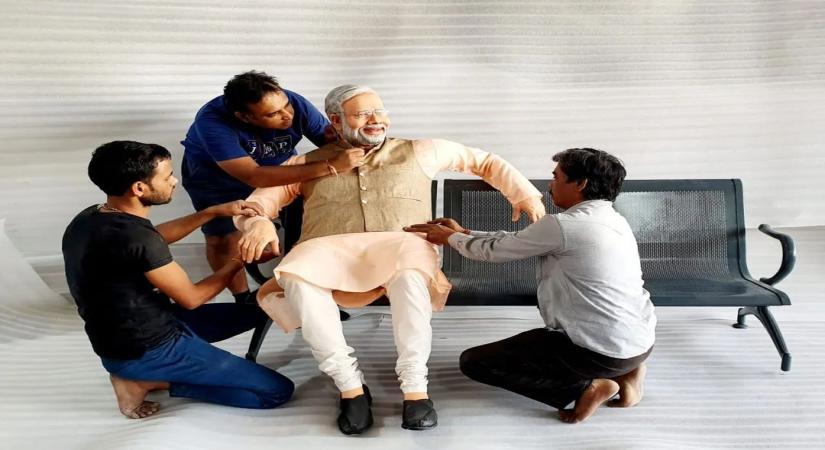 'Taarak Mehta' star creates a sculpture of PM Narendra Modi.(photo:instagram)
