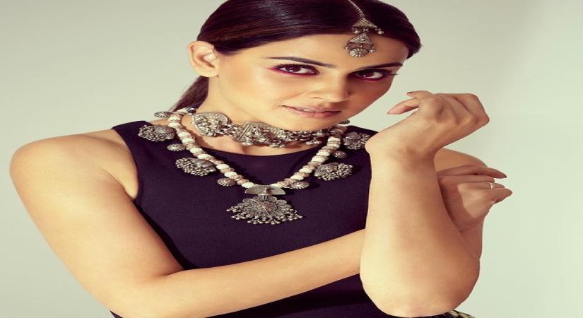 Genelia(insta)