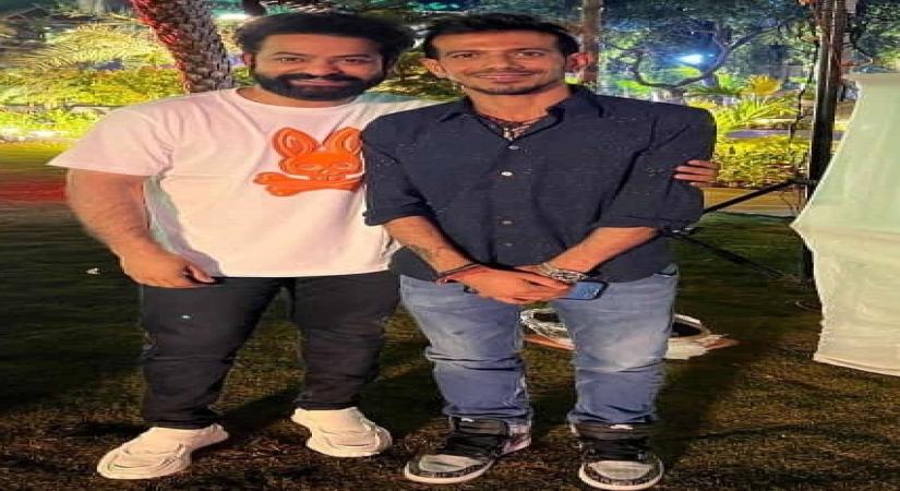 NTR Jr bonds with members of the Indian Cricket team over dinner, wishs them good luck for upcoming ODI series.