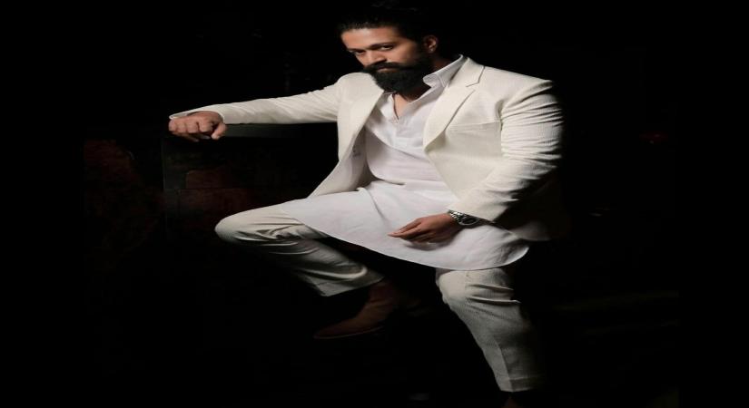 Rocking star Yash says he wonÃ¢ÂÂt celebrate birthday this year with fans; says he will share big news