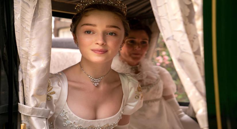 Phoebe Dynevor exits 'Bridgerton' season 3