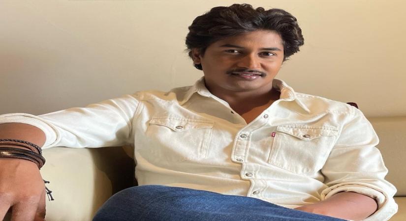 Why Chandan Roy was careful to use 'straightforward language' as an IT expert