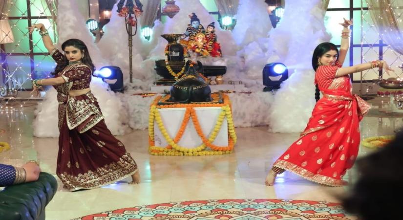 Learning Tandav in four hours is a challenge for Neeharika, Sambhabana