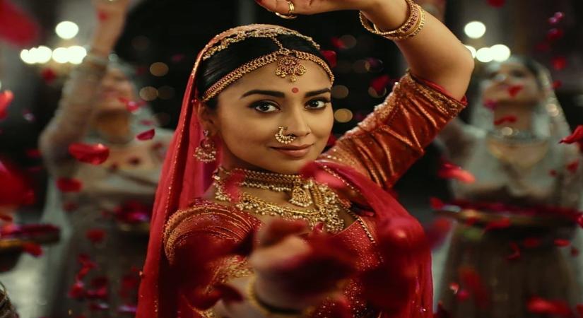 Namaami Namaami from Underworld Ka Kabzaa