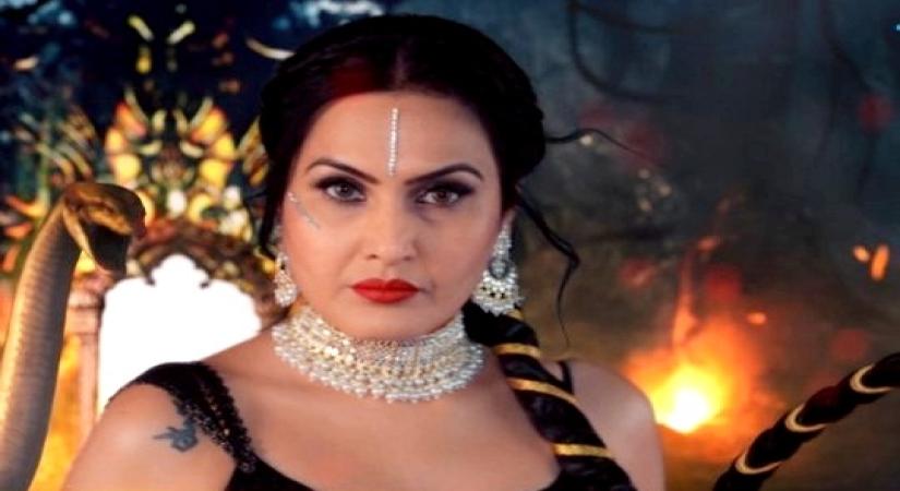 Kamya Panjabi wants to challenge stereotypes, 'redefine witches' on screen.(photo:instagram)