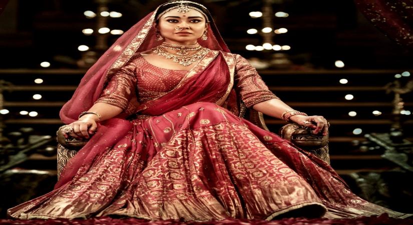 Shriya Saran feels elated to have Chinni Prakash as choreographer for 'Underworld Ka Kabzaa'.