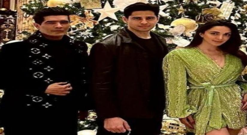 Sid-Kiara wedding dresses designed by Bollywood favourite Manish Malhotra.