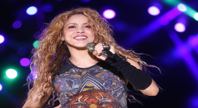 Shakira is 3 weeks away from moving to Miami with sons