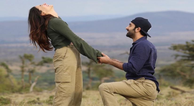 'Happy Day': Alia shares throwback pics with Ranbir on first anniversary