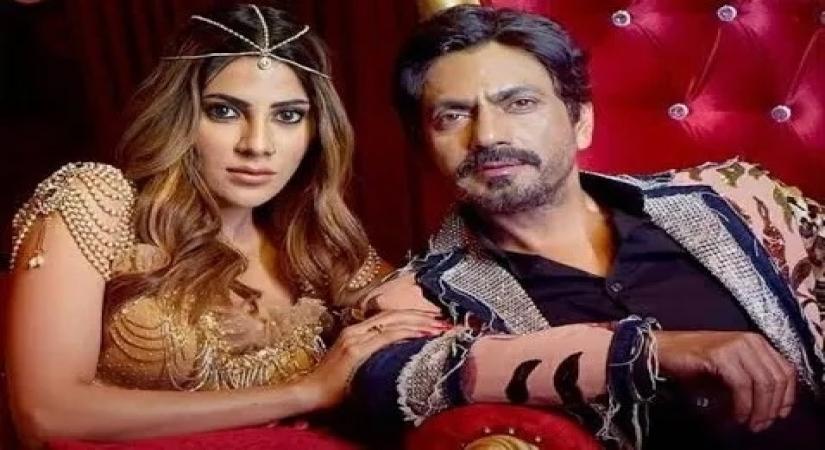 Nawazuddin tries his feet at dancing for 'Cocktail' from 'Jogira Sara Ra Ra'
