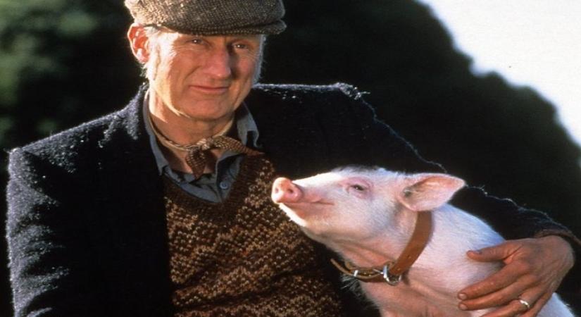 James Cromwell
