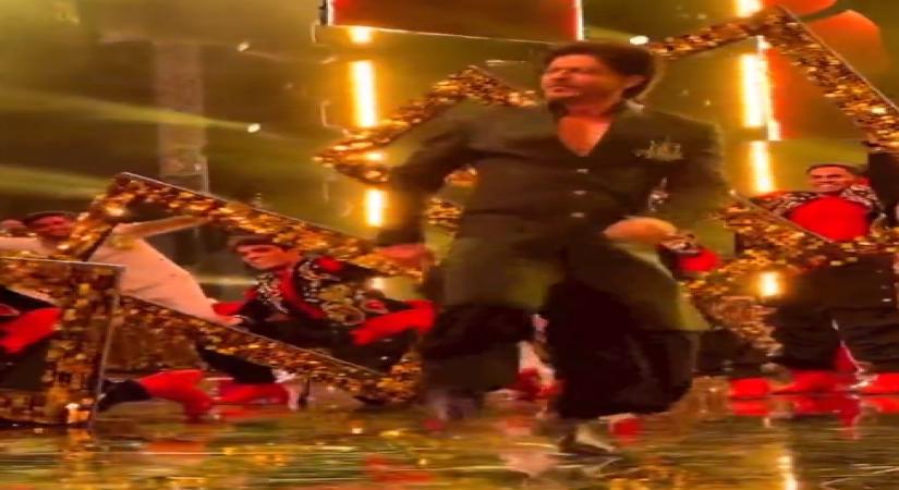 SRK brings the house down