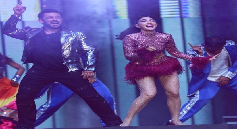 Jacqueline Fernandes grooves to BLACKPINK Jisoo's 'Flower'.(photo:instagram)