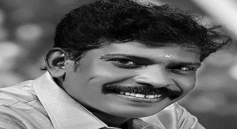 Popular film, mimicry and stage actor Kollam Sudhi passes away in road accident.