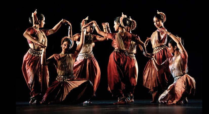 Madhavi Mudgal Group. (Photo: Ajay Lal)