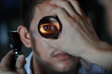 Eye check-up to detect Alzheimer's disease