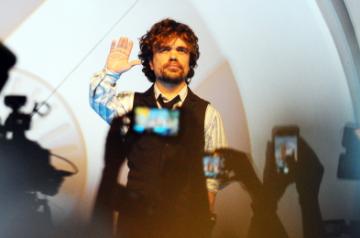 SINGAPORE, May 14, 2014 (Xinhua) -- Actor Peter Dinklage attends the "Blue Carpet" ceremony at the movie premiere of "X-Men: Days of Future Past" in Singapore on May 14, 2014. (Photo: Xinhua/Then Chih Wey/IANS)